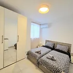 Sunrise 71 Seaviews Apartment Mellieħa