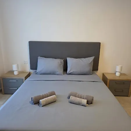 Sunrise 71 Seaviews Apartman *