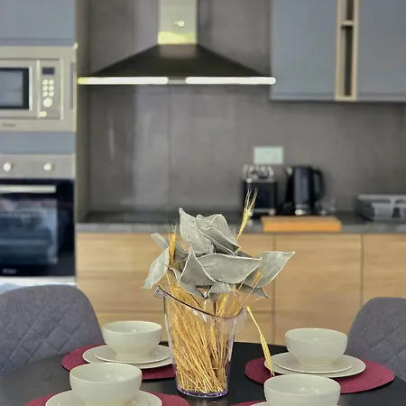 Sunrise 71 Seaviews *