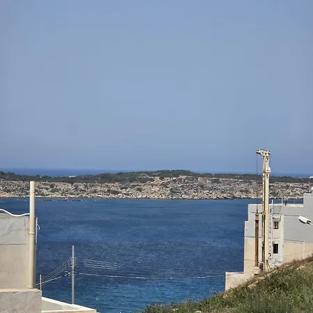 Sunrise 71 Seaviews Apartment *