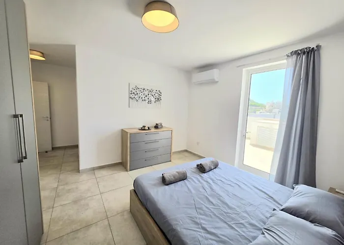 Sunrise 71 Seaviews 公寓 *