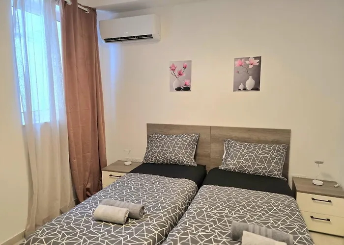 Sunrise 71 Seaviews * 梅利哈